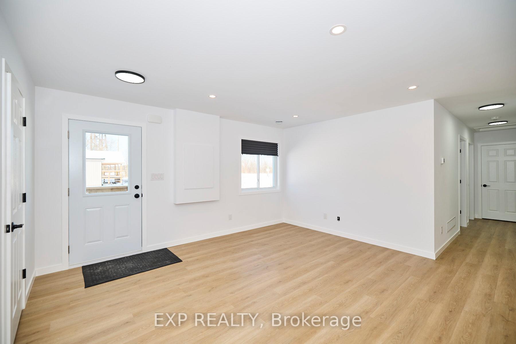 Photo 9 of Unit Unit #2, 24 Huron Street, Welland, Dain City — HOMEH