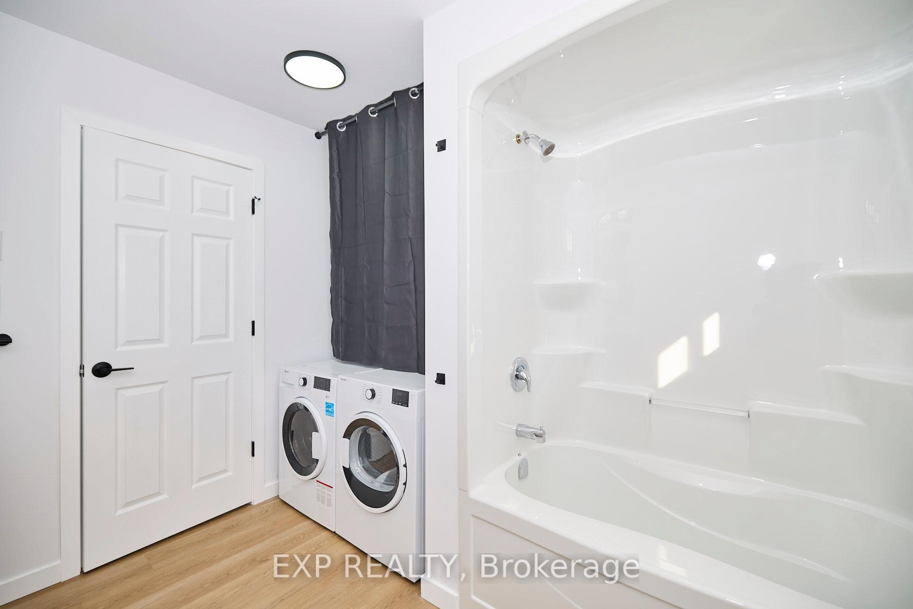 Photo 11 of Unit Unit #2, 24 Huron Street, Welland, Dain City — HOMEH