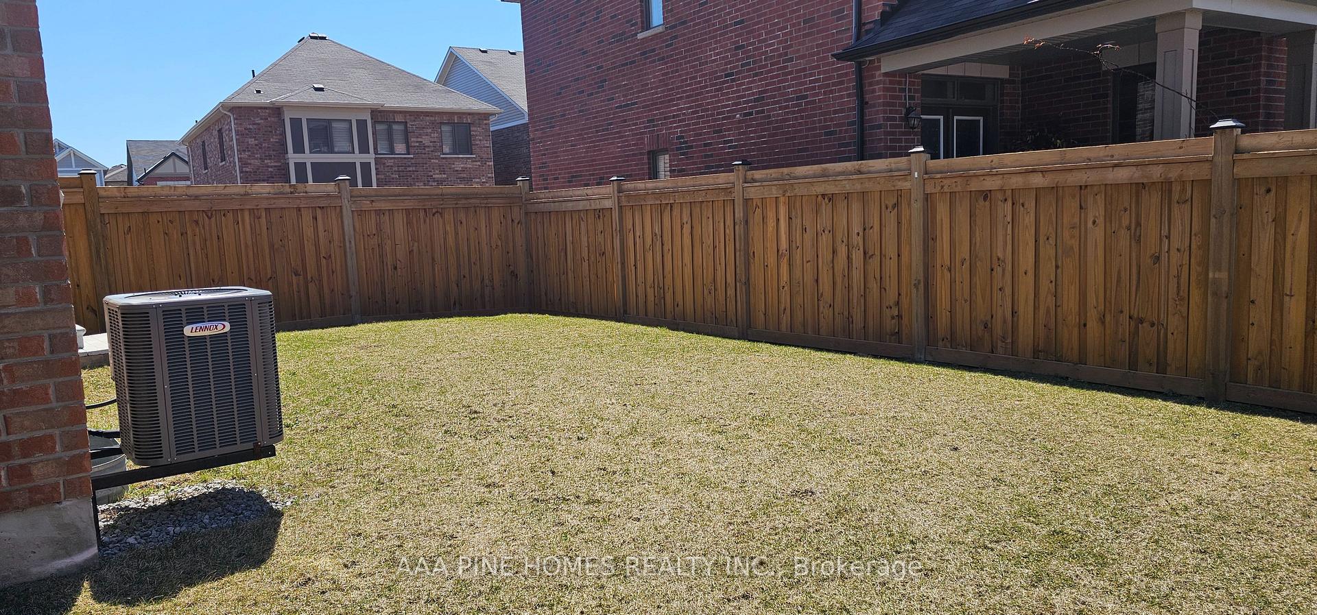 Photo 8 of 105 Barkeville Drive, Whitby, Rural Whitby — HOMEH