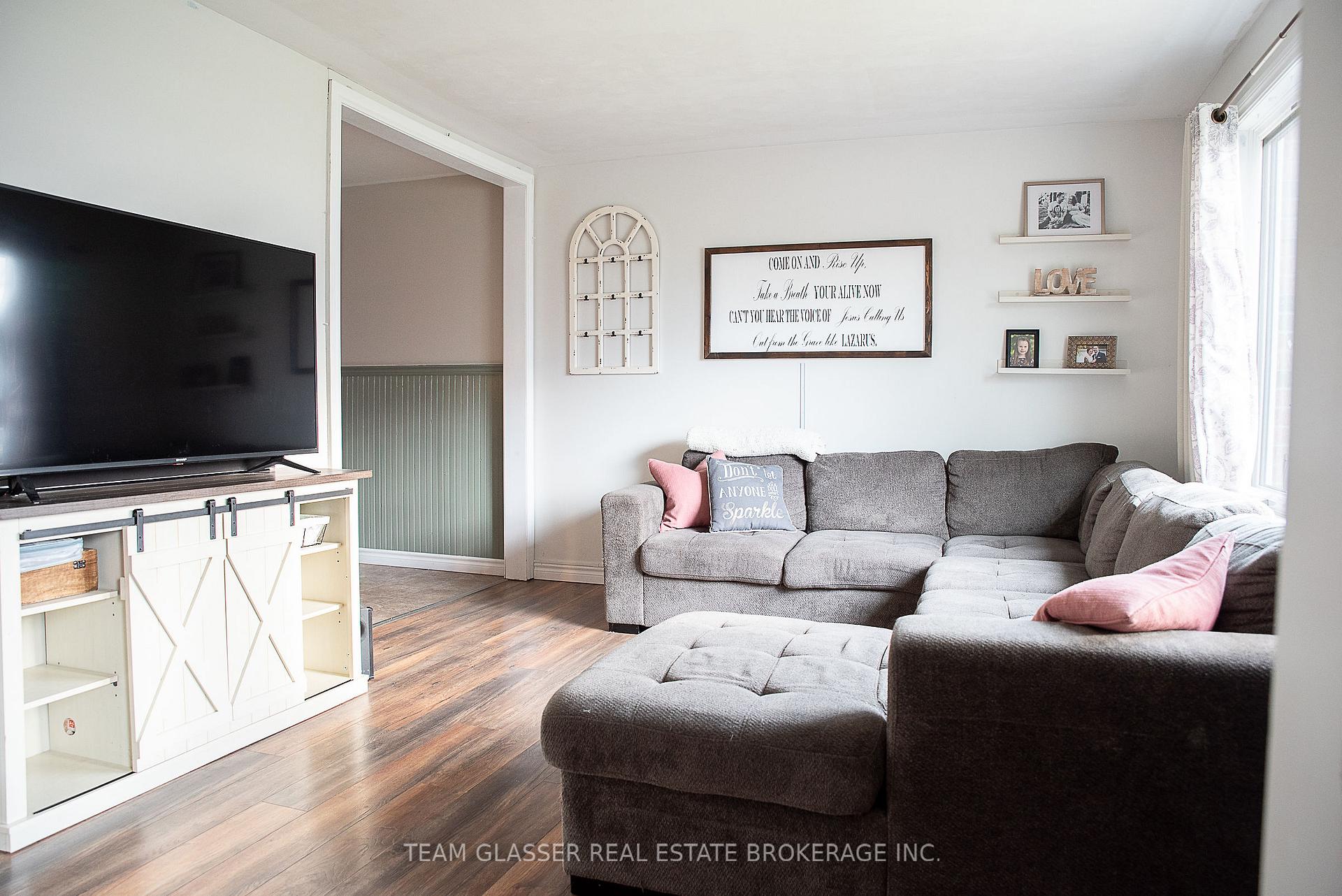 Photo 7 of 28 Parkview Heights, Aylmer — HOMEH