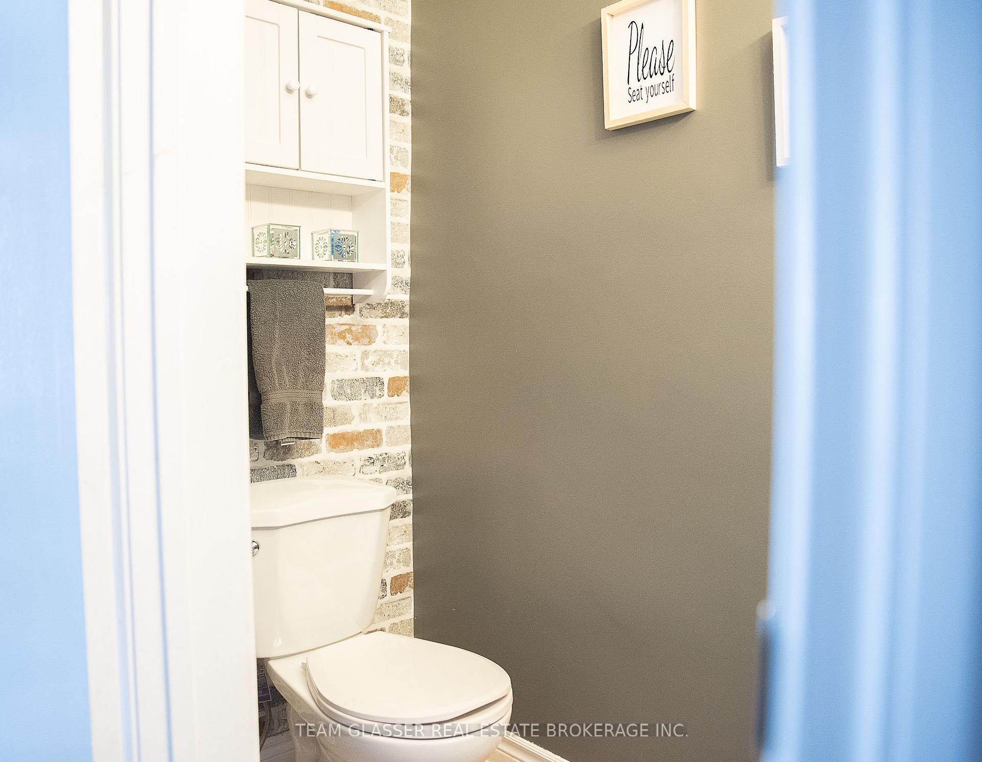 Photo 12 of 28 Parkview Heights, Aylmer — HOMEH