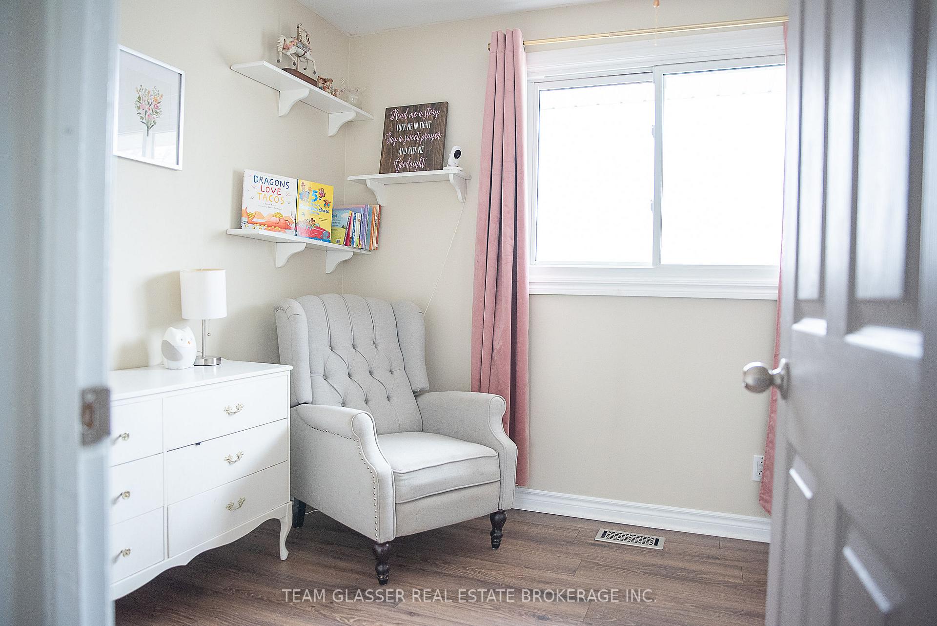 Photo 24 of 28 Parkview Heights, Aylmer — HOMEH