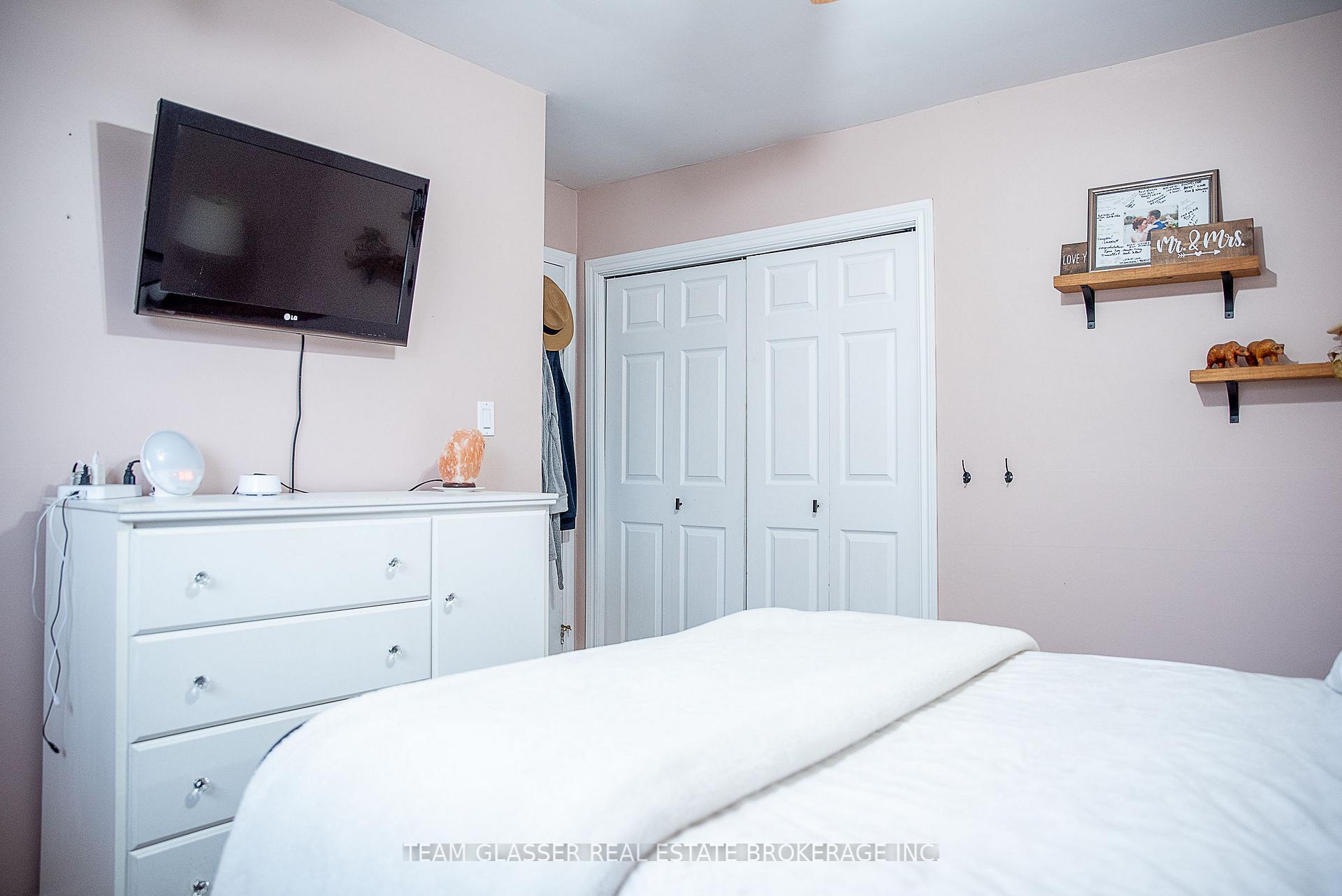 Photo 26 of 28 Parkview Heights, Aylmer — HOMEH