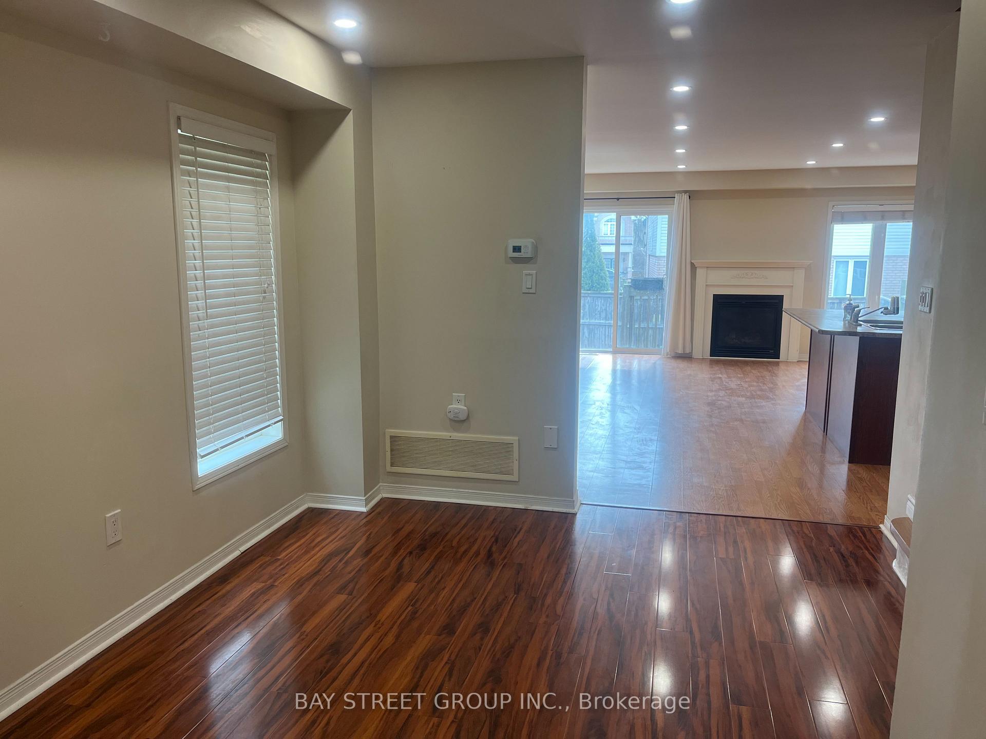 Photo 3 of Unit Upper, 96 Bettina Place, Whitby, Rolling Acres — HOMEH