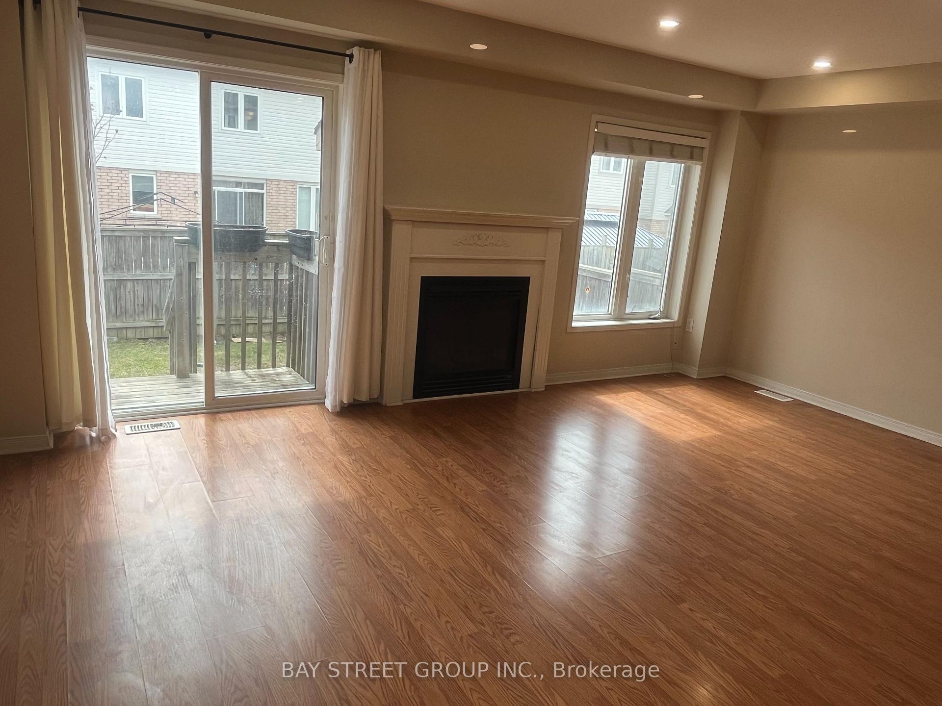 Photo 9 of Unit Upper, 96 Bettina Place, Whitby, Rolling Acres — HOMEH