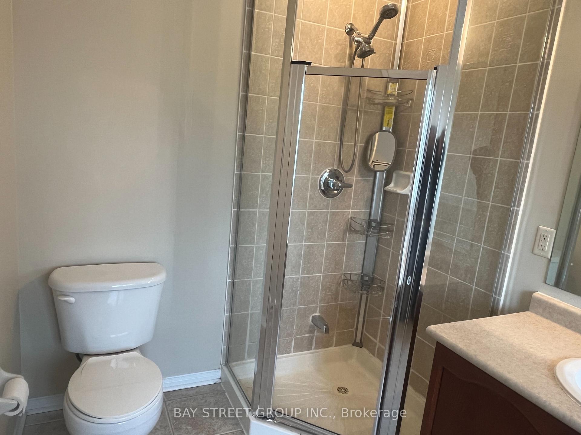 Photo 16 of Unit Upper, 96 Bettina Place, Whitby, Rolling Acres — HOMEH