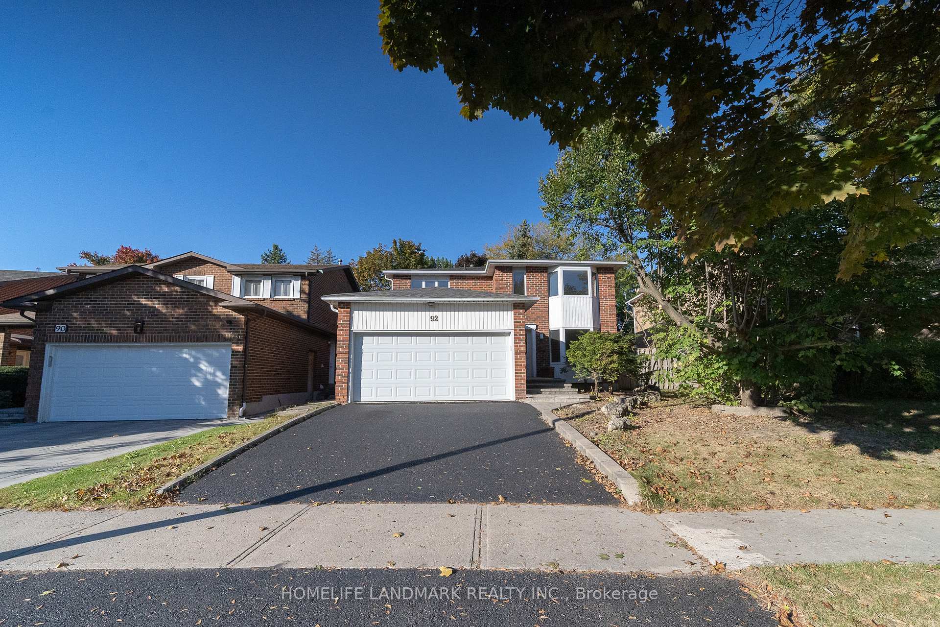 Photo 1 of 92 Huntington Park Drive, Markham, Thornlea — HOMEH