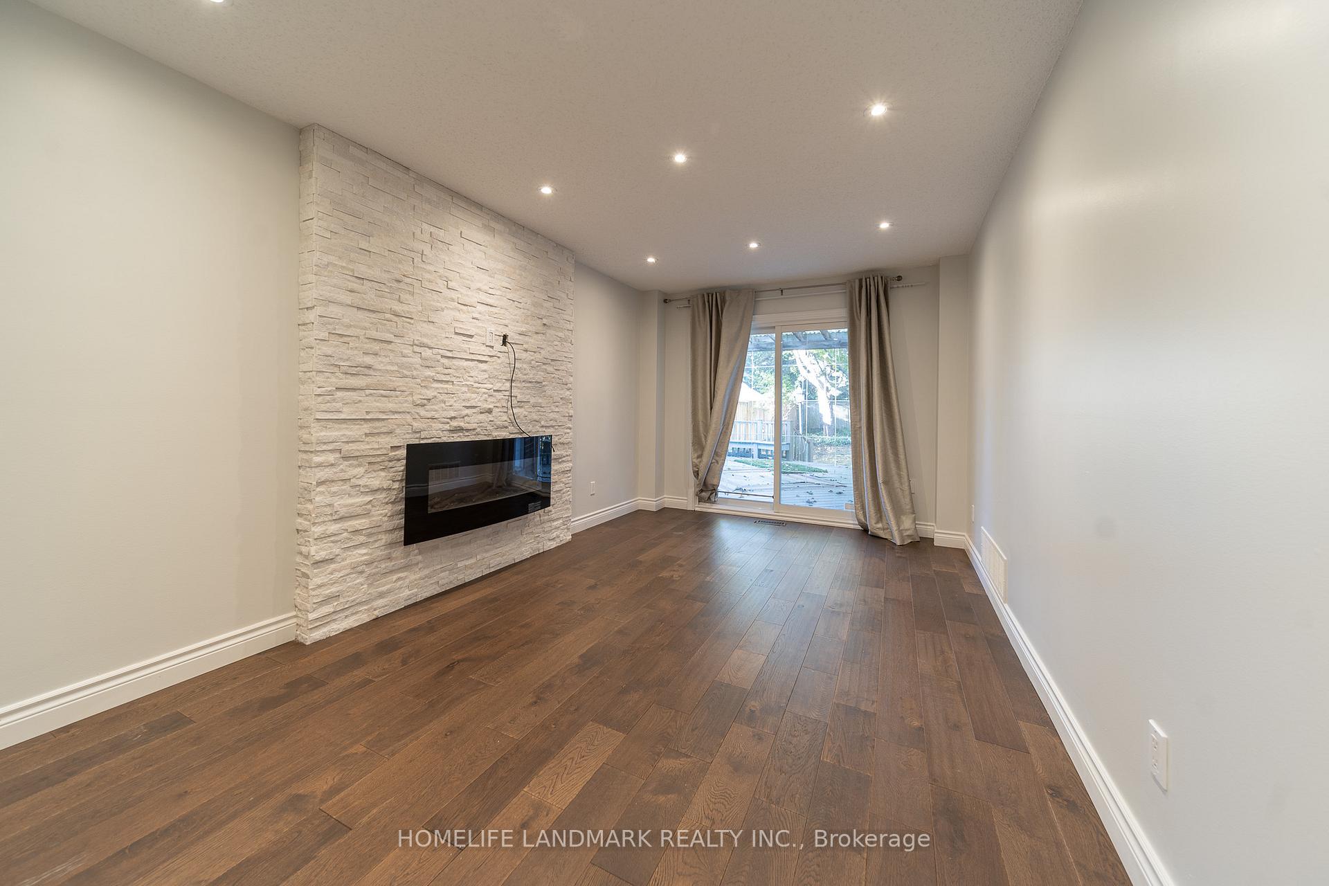 Photo 11 of 92 Huntington Park Drive, Markham, Thornlea — HOMEH