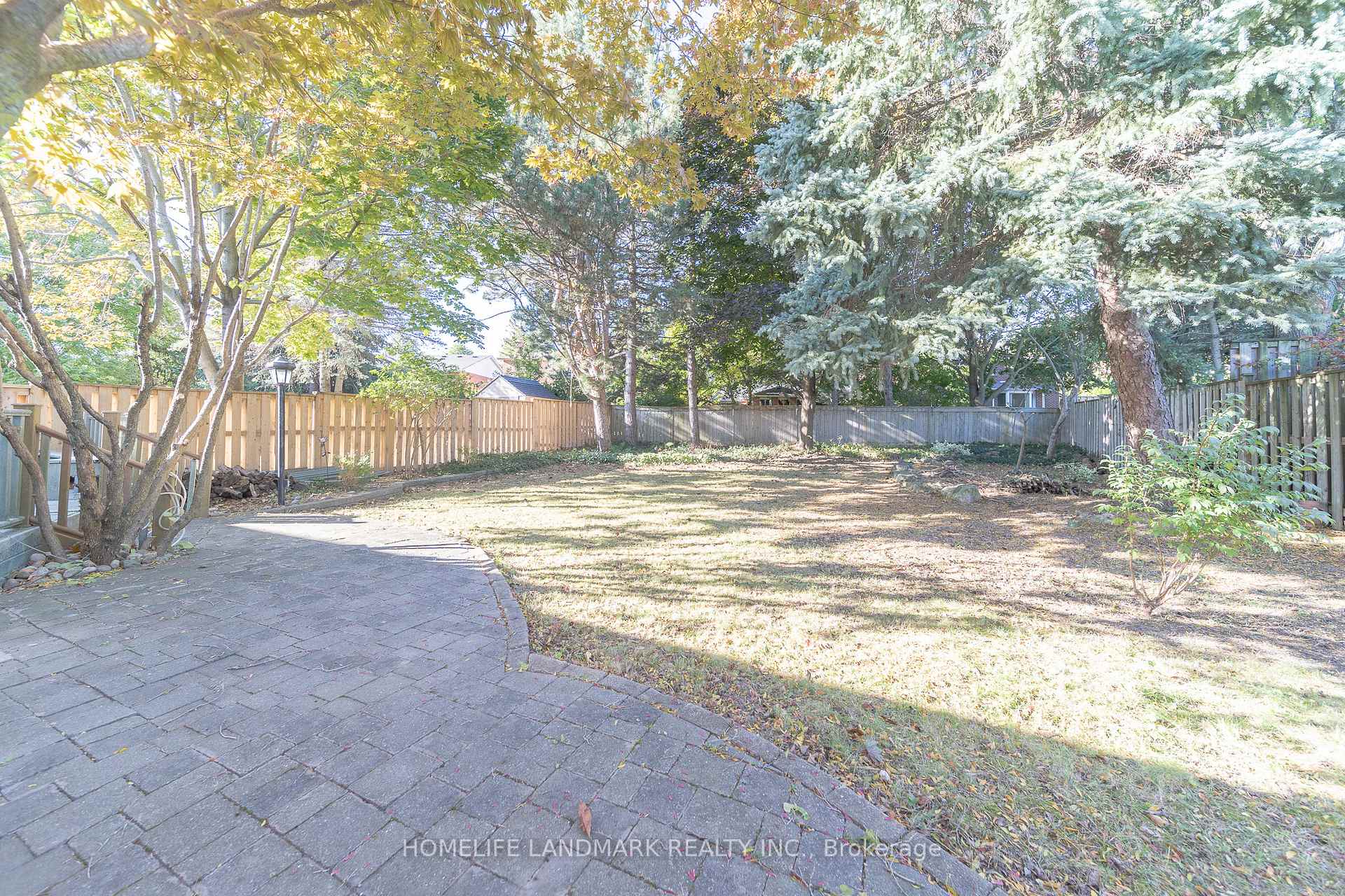 Photo 32 of 92 Huntington Park Drive, Markham, Thornlea — HOMEH