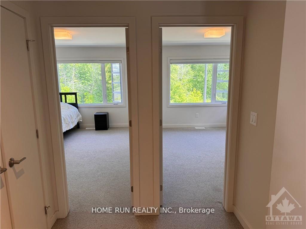 Photo 11 of 809 Brian Good Avenue, Ottawa, Riverside South/Gloucester Glen — HOMEH