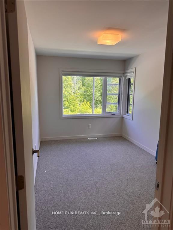 Photo 10 of 809 Brian Good Avenue, Ottawa, Riverside South/Gloucester Glen — HOMEH