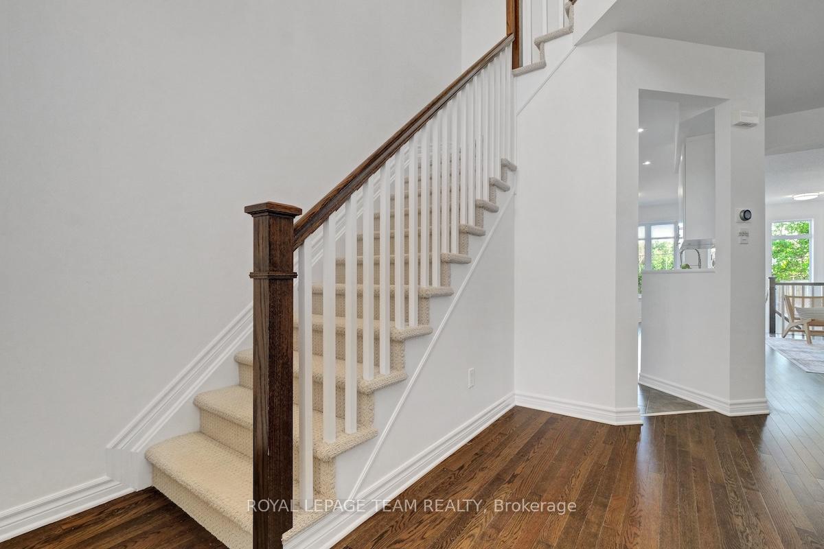Photo 10 of 190 Jersey Tea Circle, Ottawa, Riverside South/Gloucester Glen — HOMEH