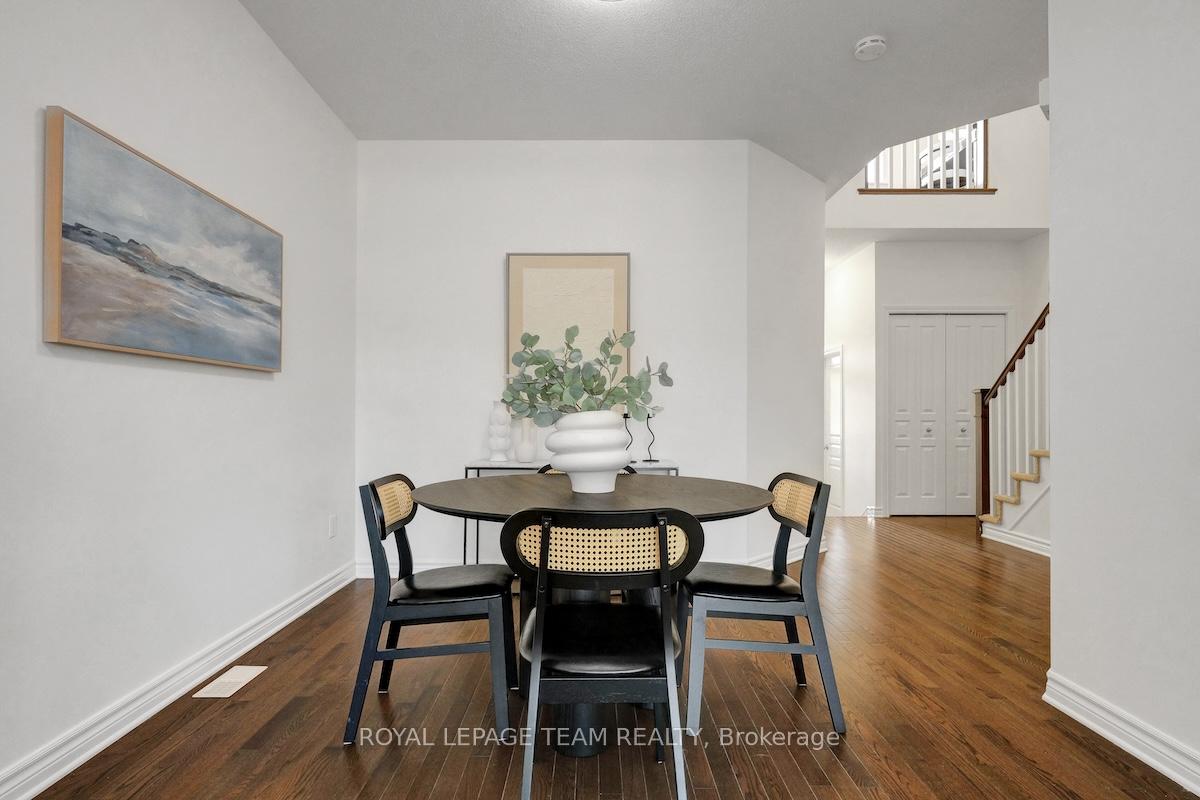 Photo 5 of 190 Jersey Tea Circle, Ottawa, Riverside South/Gloucester Glen — HOMEH