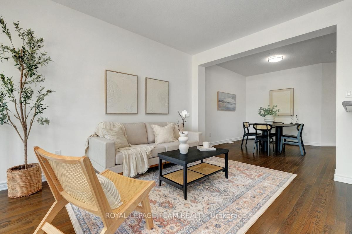 Photo 9 of 190 Jersey Tea Circle, Ottawa, Riverside South/Gloucester Glen — HOMEH