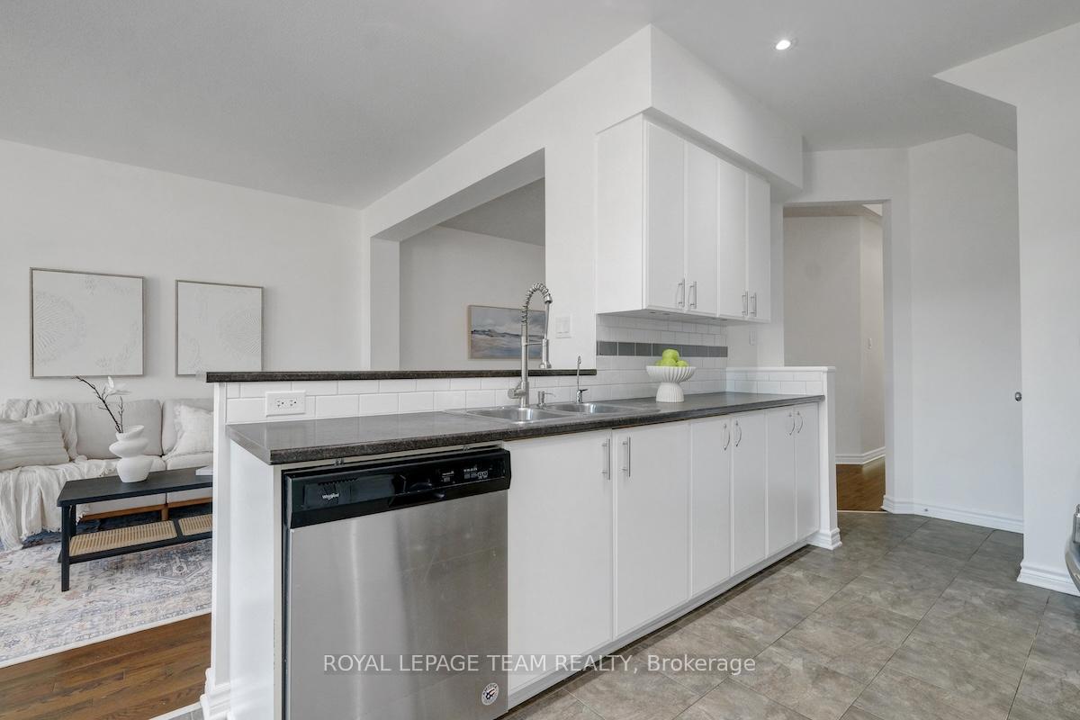 Photo 16 of 190 Jersey Tea Circle, Ottawa, Riverside South/Gloucester Glen — HOMEH