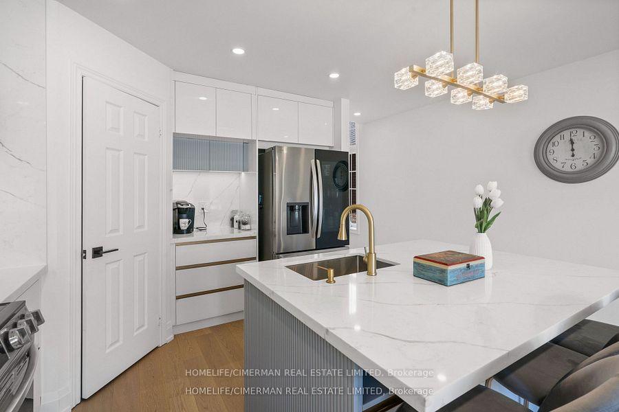 Photo 8 of Unit Upper, 226 Maple Sugar Lane, Vaughan, Patterson — HOMEH