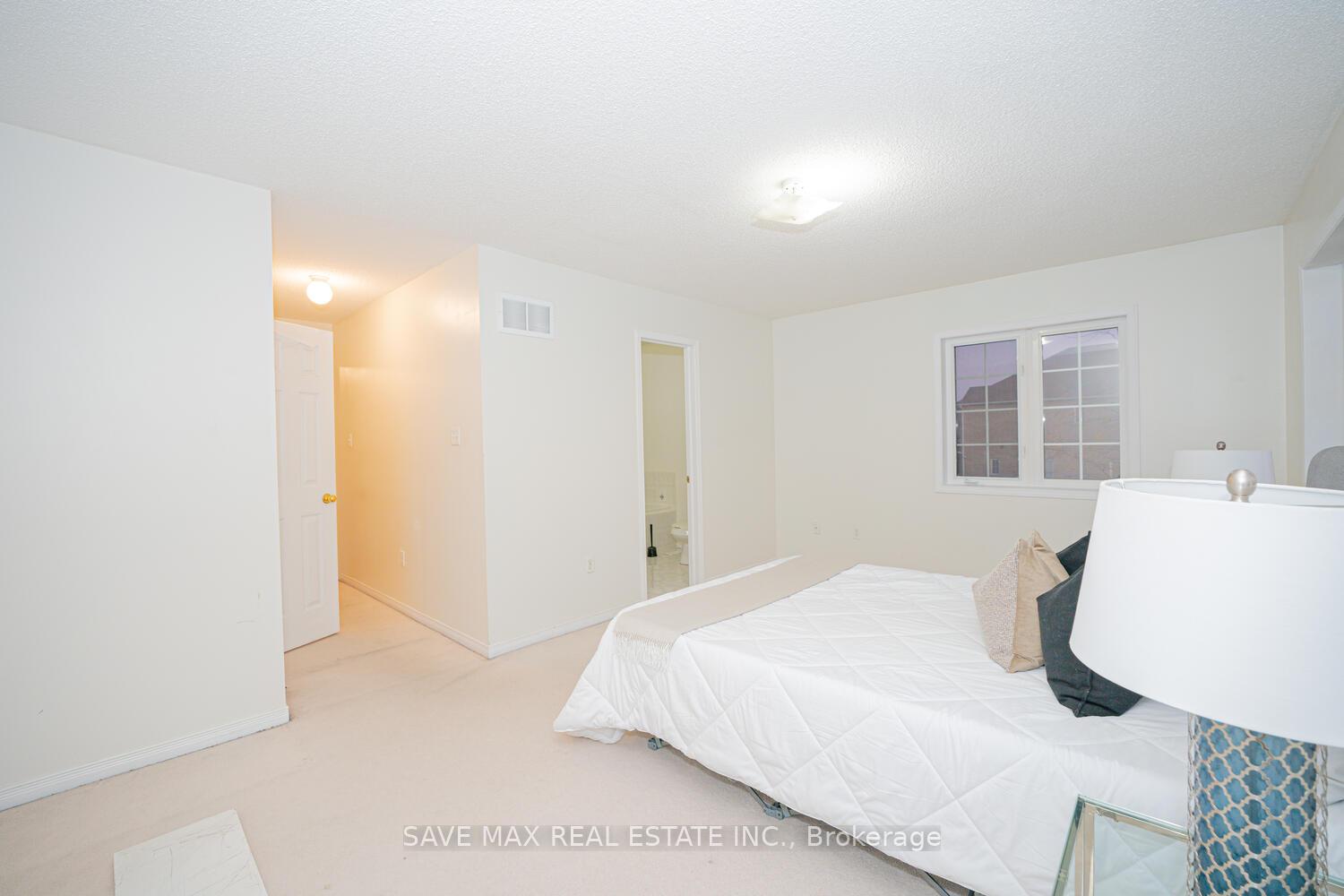 Photo 17 of 2 Lahore Crescent, Markham, Cedarwood — HOMEH