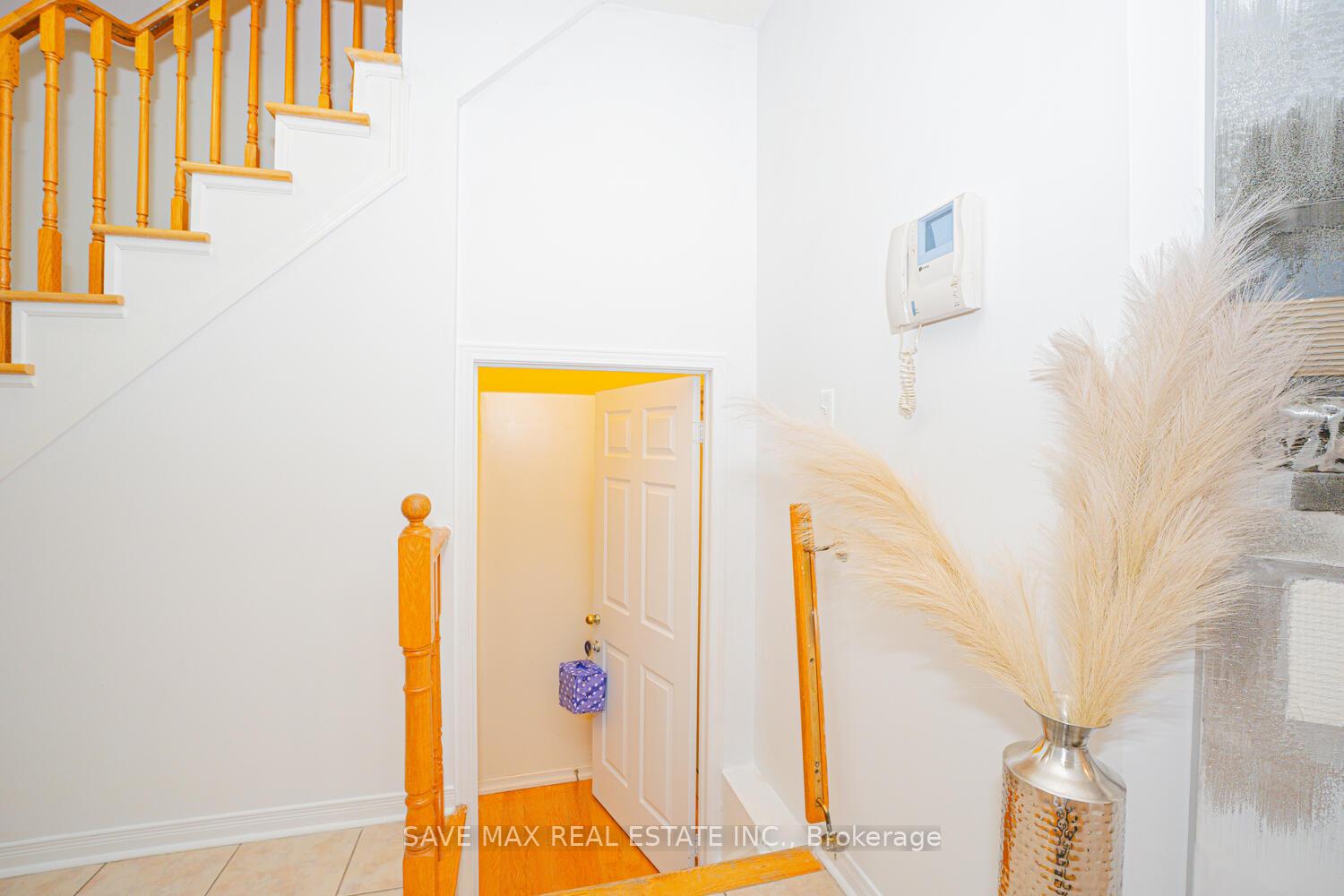 Photo 27 of 2 Lahore Crescent, Markham, Cedarwood — HOMEH