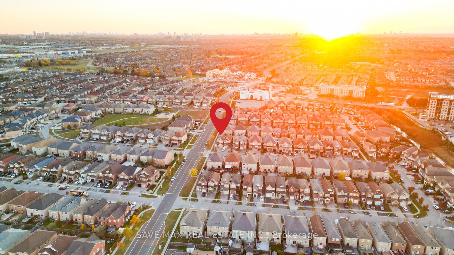 Photo 40 of 2 Lahore Crescent, Markham, Cedarwood — HOMEH
