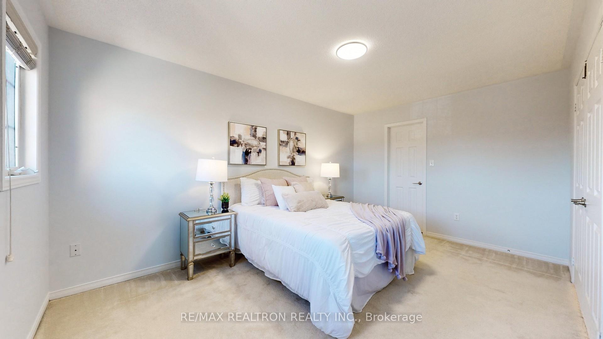 Photo 15 of 16 Cobblehill Court, Markham, Berczy — HOMEH