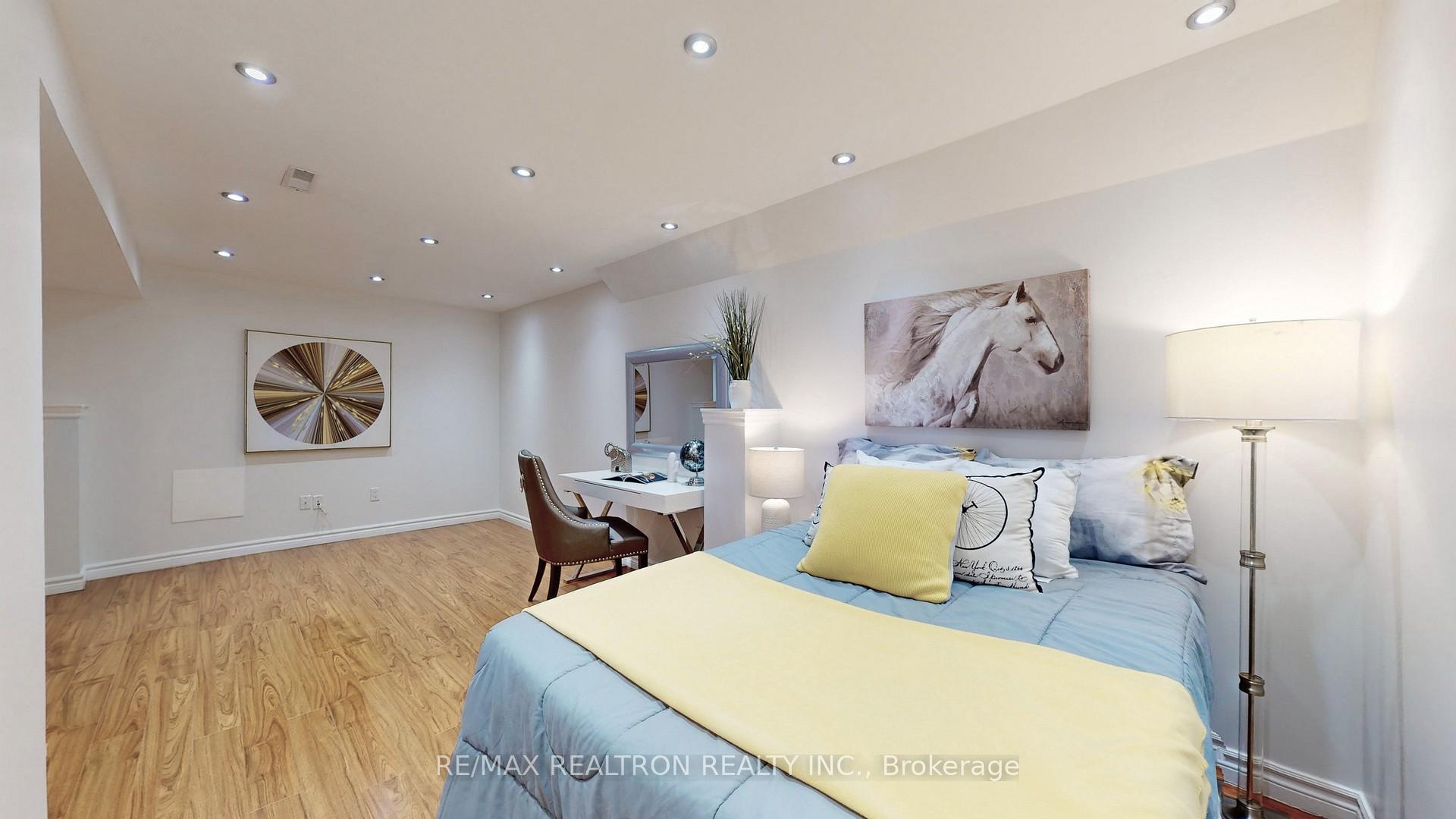 Photo 29 of 16 Cobblehill Court, Markham, Berczy — HOMEH