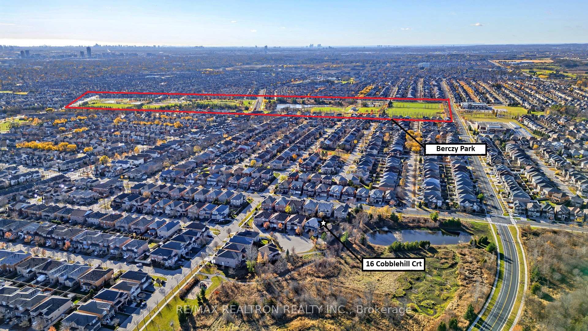 Photo 38 of 16 Cobblehill Court, Markham, Berczy — HOMEH