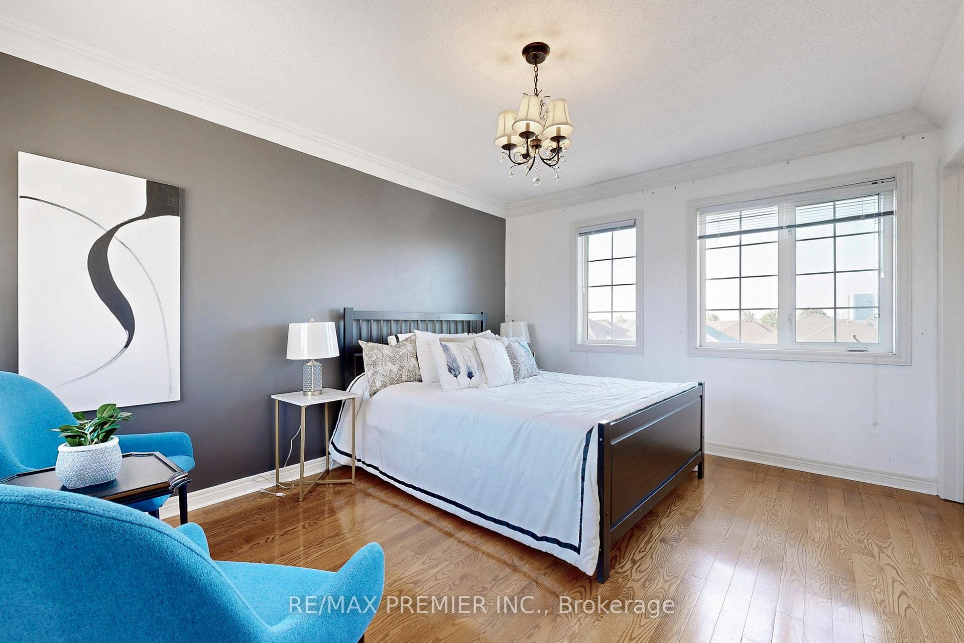 Photo 13 of 46 Tierra Avenue, Vaughan, Vellore Village — HOMEH