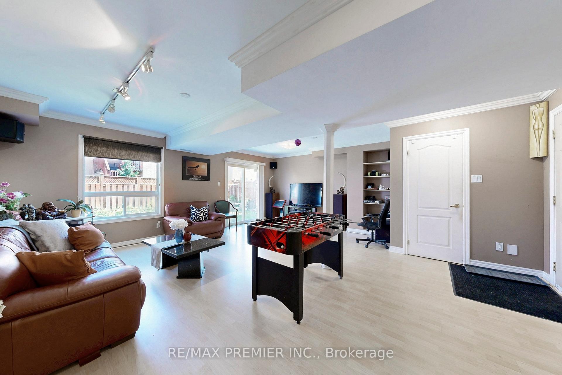 Photo 17 of 46 Tierra Avenue, Vaughan, Vellore Village — HOMEH