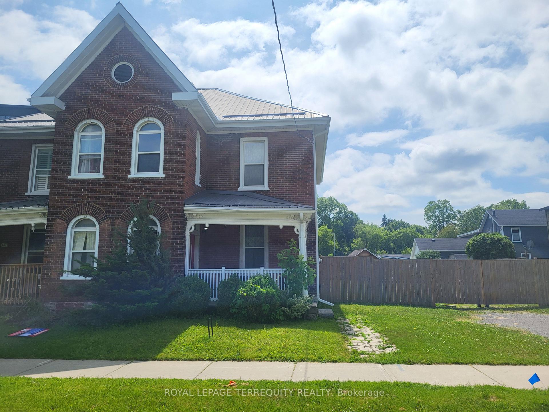 Photo 1 of 125 Station Street, Belleville, Belleville Ward — HOMEH