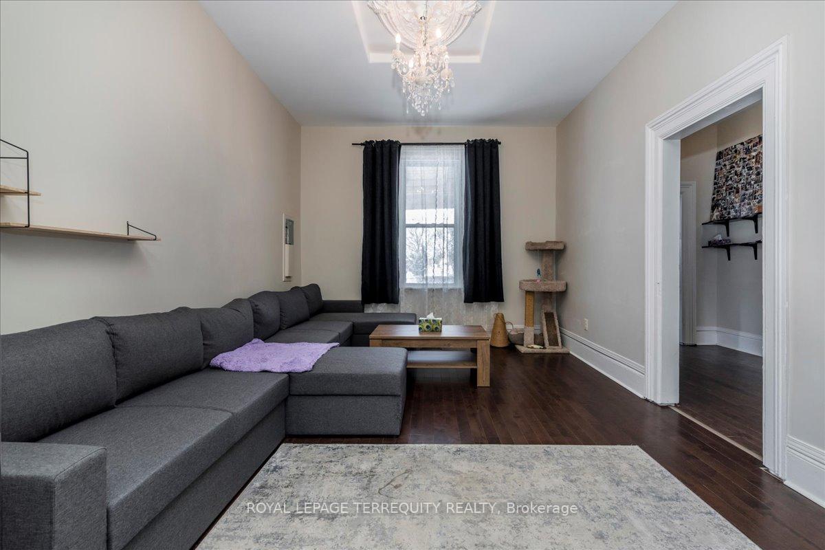 Photo 7 of 125 Station Street, Belleville, Belleville Ward — HOMEH