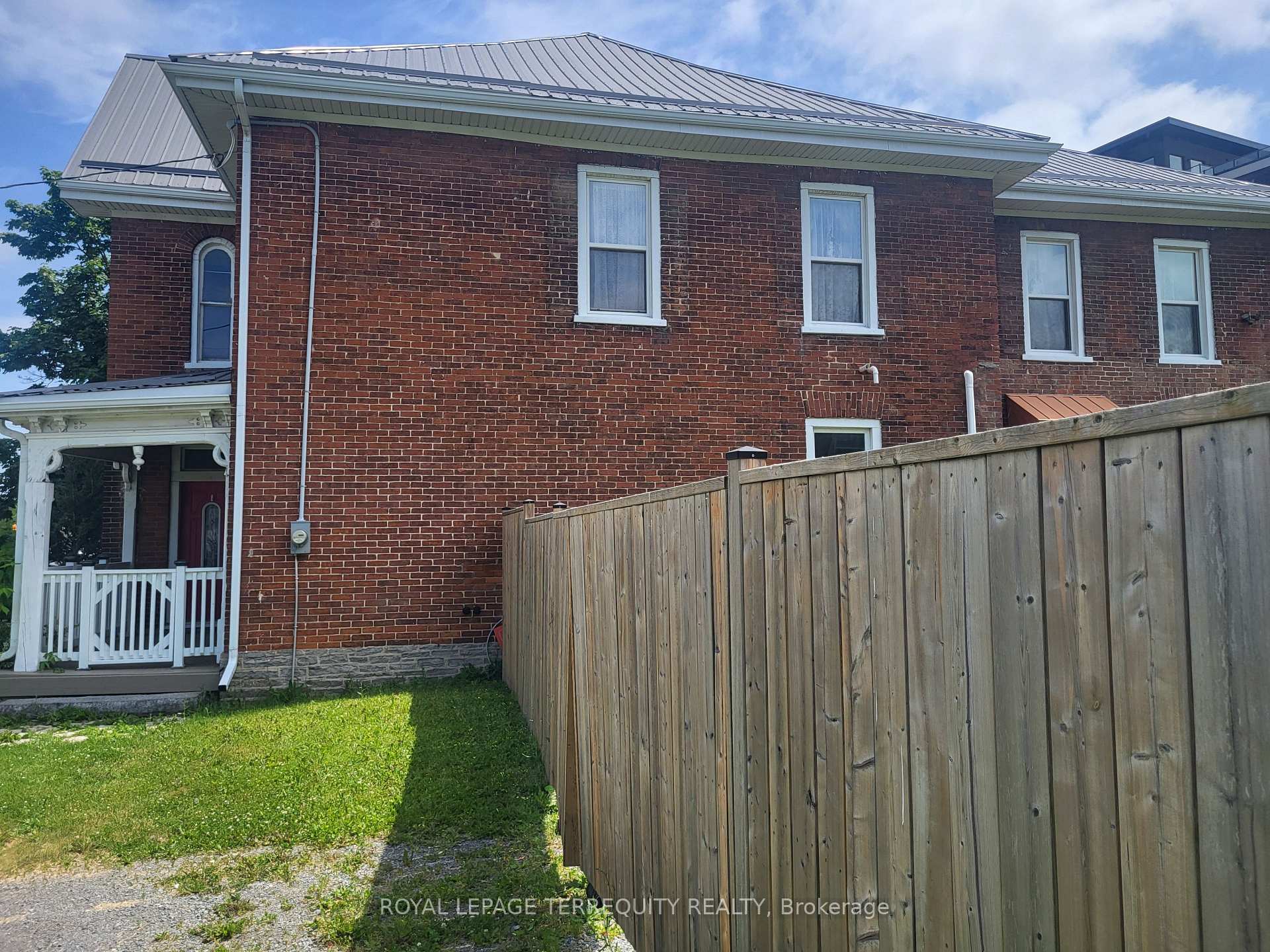 Photo 25 of 125 Station Street, Belleville, Belleville Ward — HOMEH