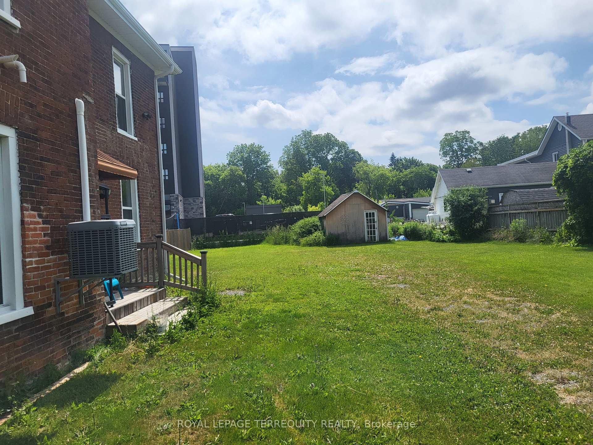 Photo 26 of 125 Station Street, Belleville, Belleville Ward — HOMEH
