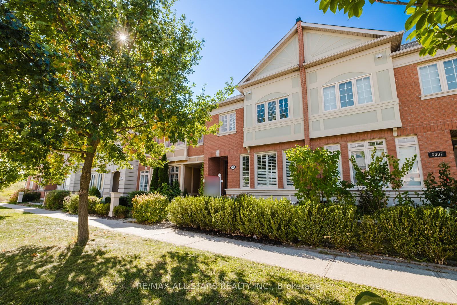 Photo 2 of 3009 Bur Oak Avenue, Markham, Cornell — HOMEH
