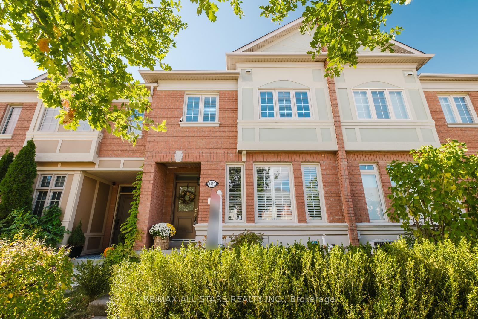 Photo 3 of 3009 Bur Oak Avenue, Markham, Cornell — HOMEH