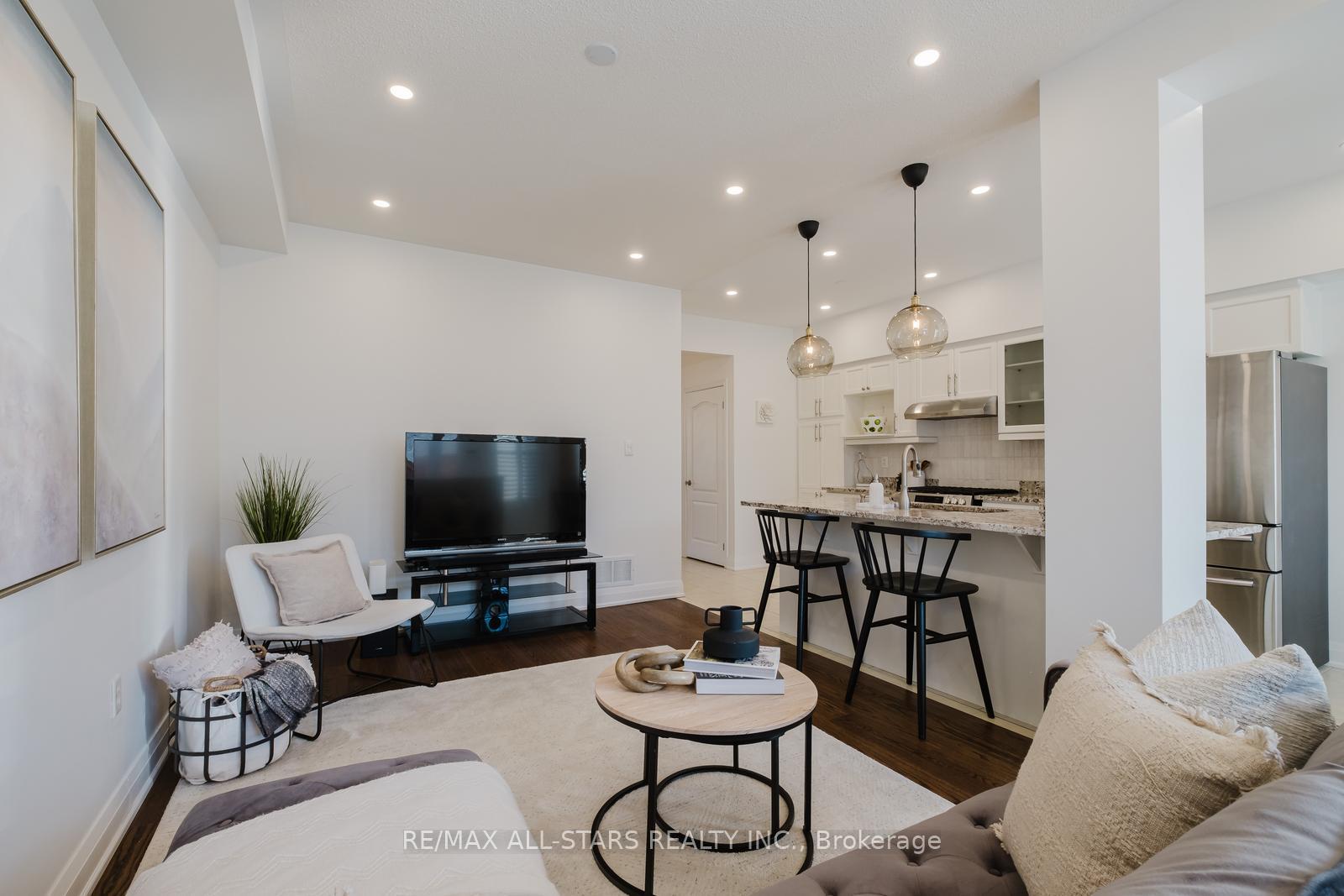 Photo 13 of 3009 Bur Oak Avenue, Markham, Cornell — HOMEH