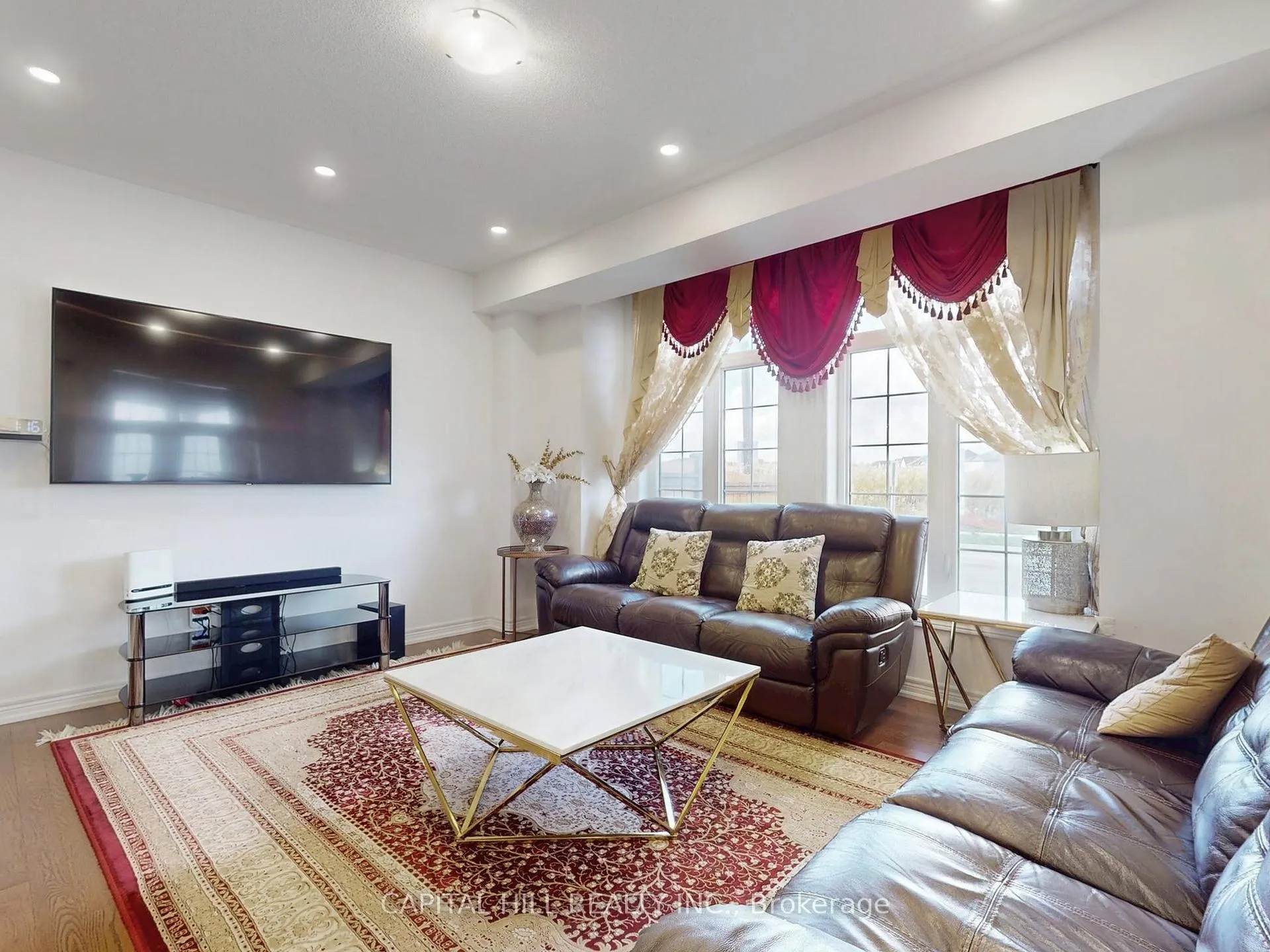 Photo 15 of 240 Coronation Road, Whitby, Rural Whitby — HOMEH
