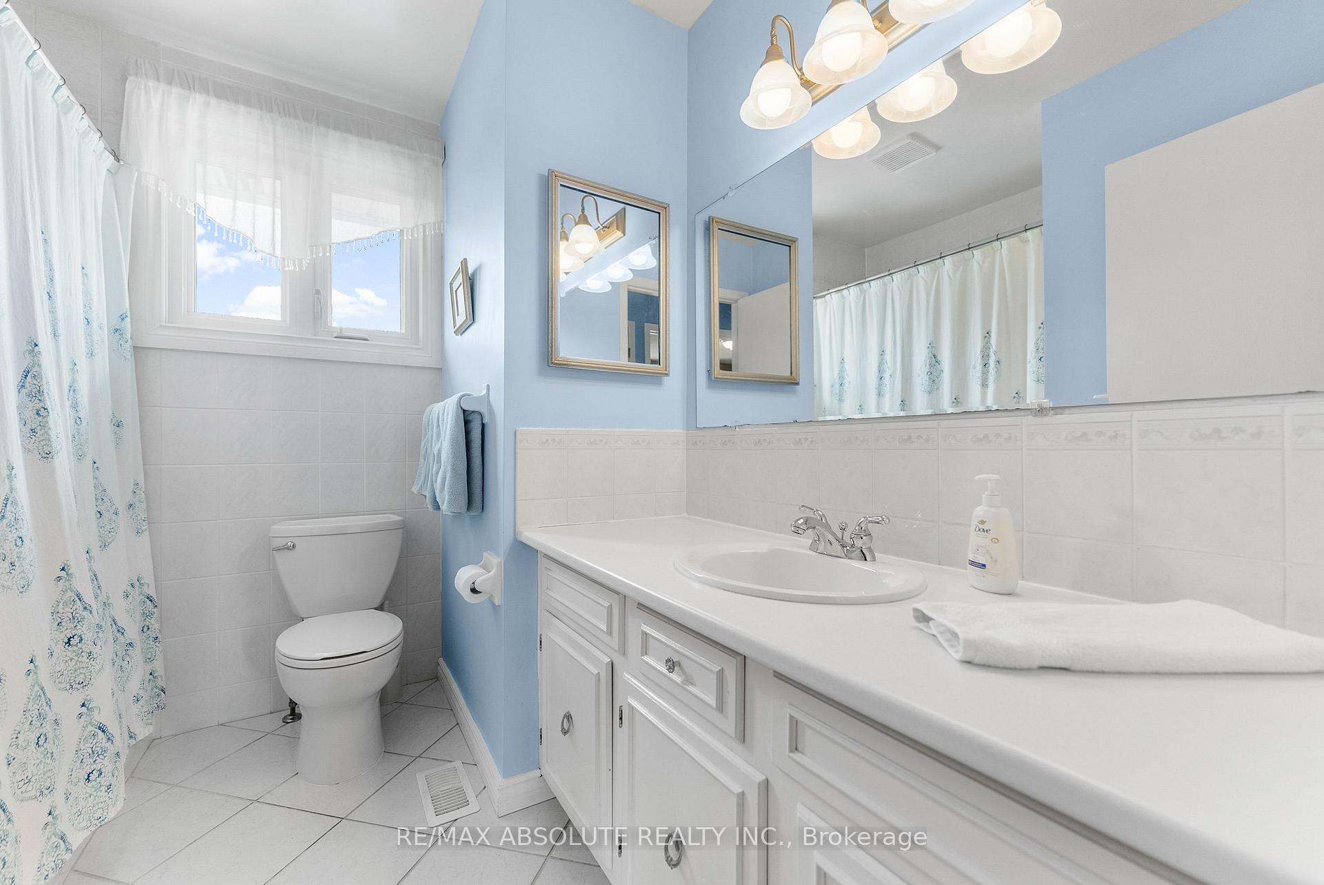 Photo 27 of 241 Isabella Street, Arnprior — HOMEH