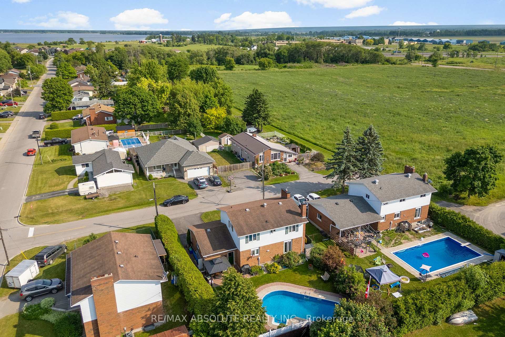 Photo 38 of 241 Isabella Street, Arnprior — HOMEH