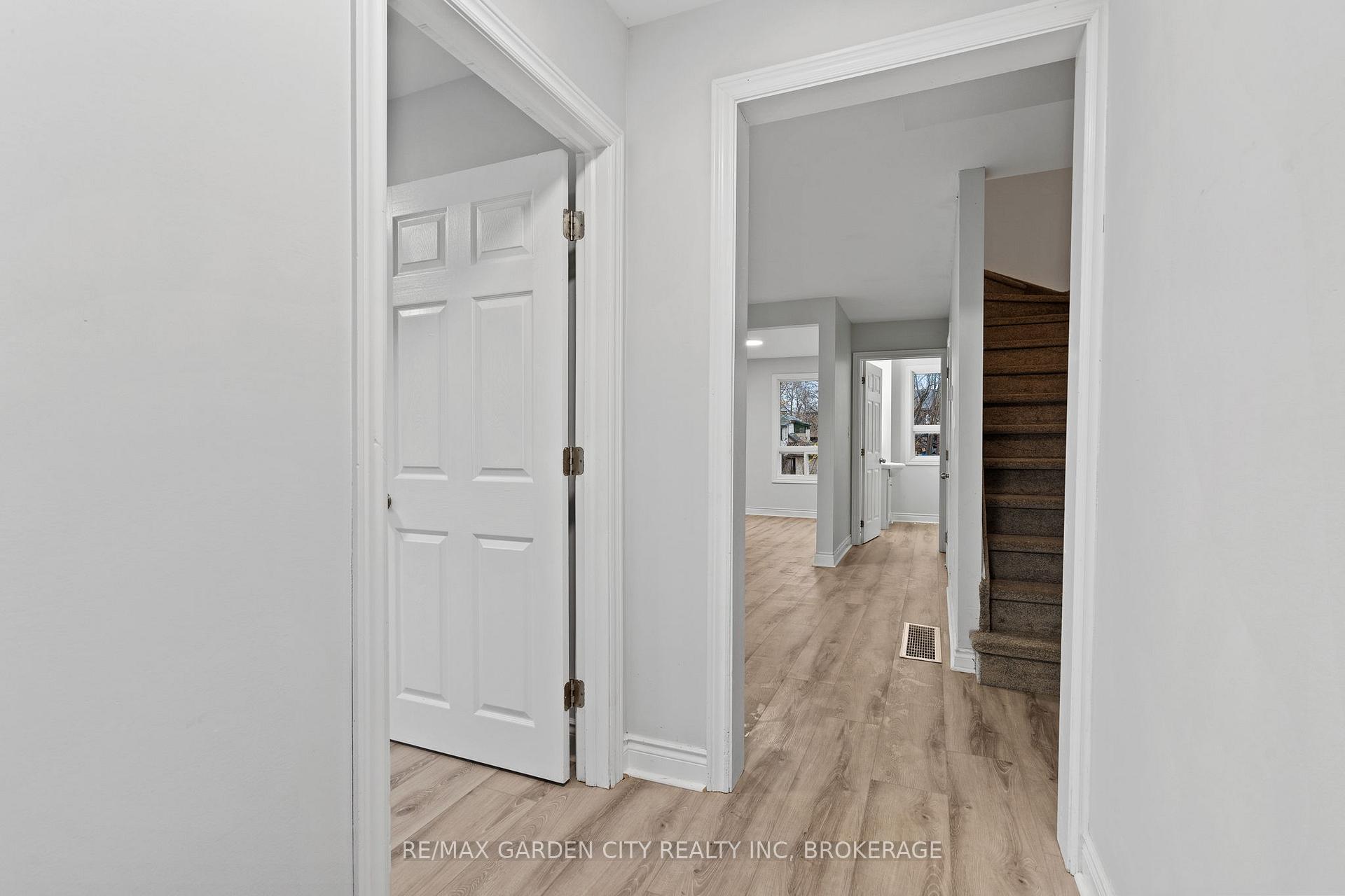 Photo 6 of 88 First Street, Welland, Lincoln/Crowland — HOMEH