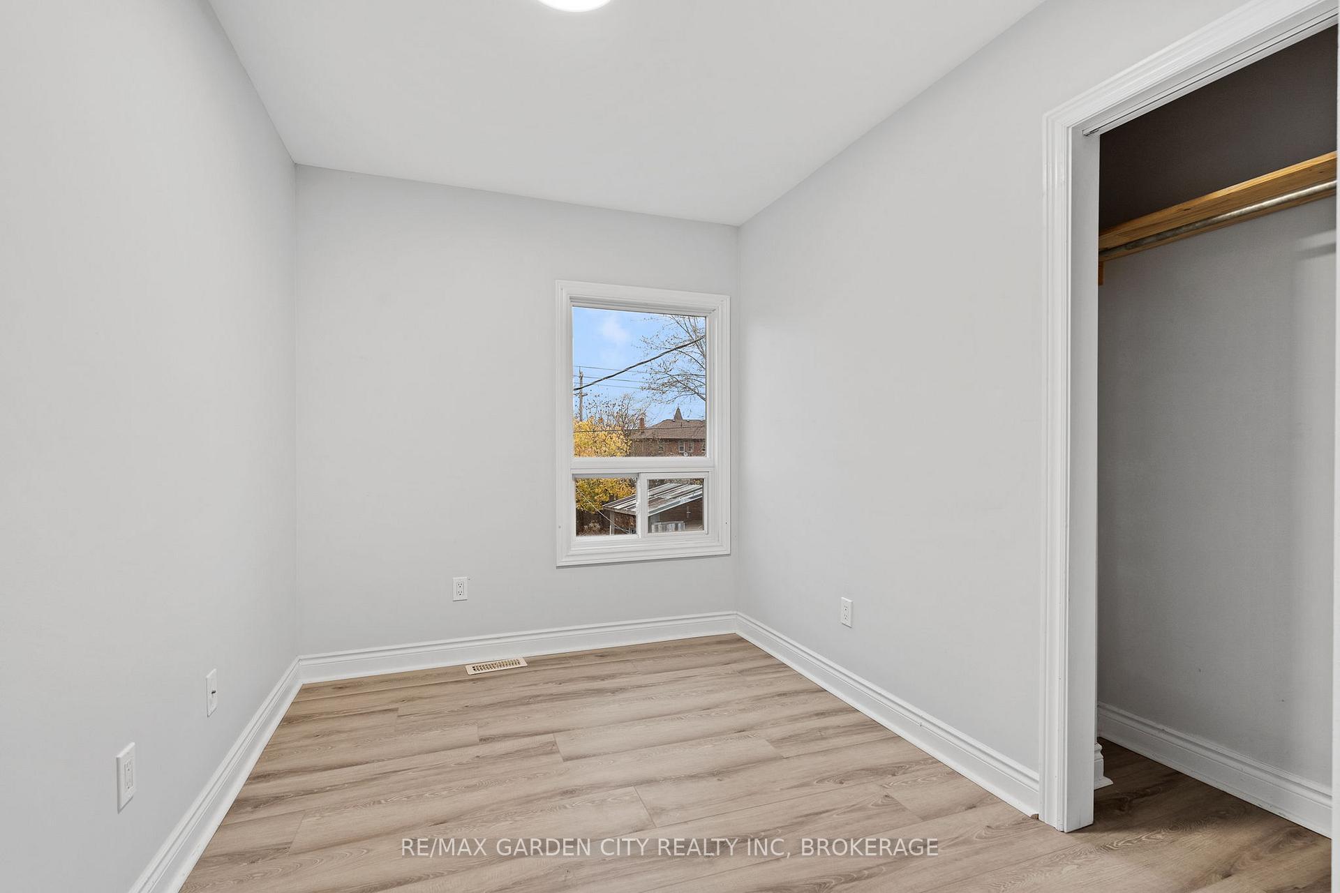 Photo 16 of 88 First Street, Welland, Lincoln/Crowland — HOMEH
