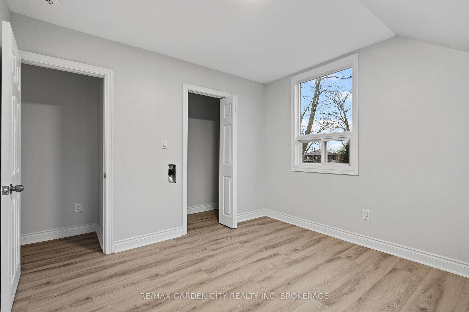 Photo 18 of 88 First Street, Welland, Lincoln/Crowland — HOMEH