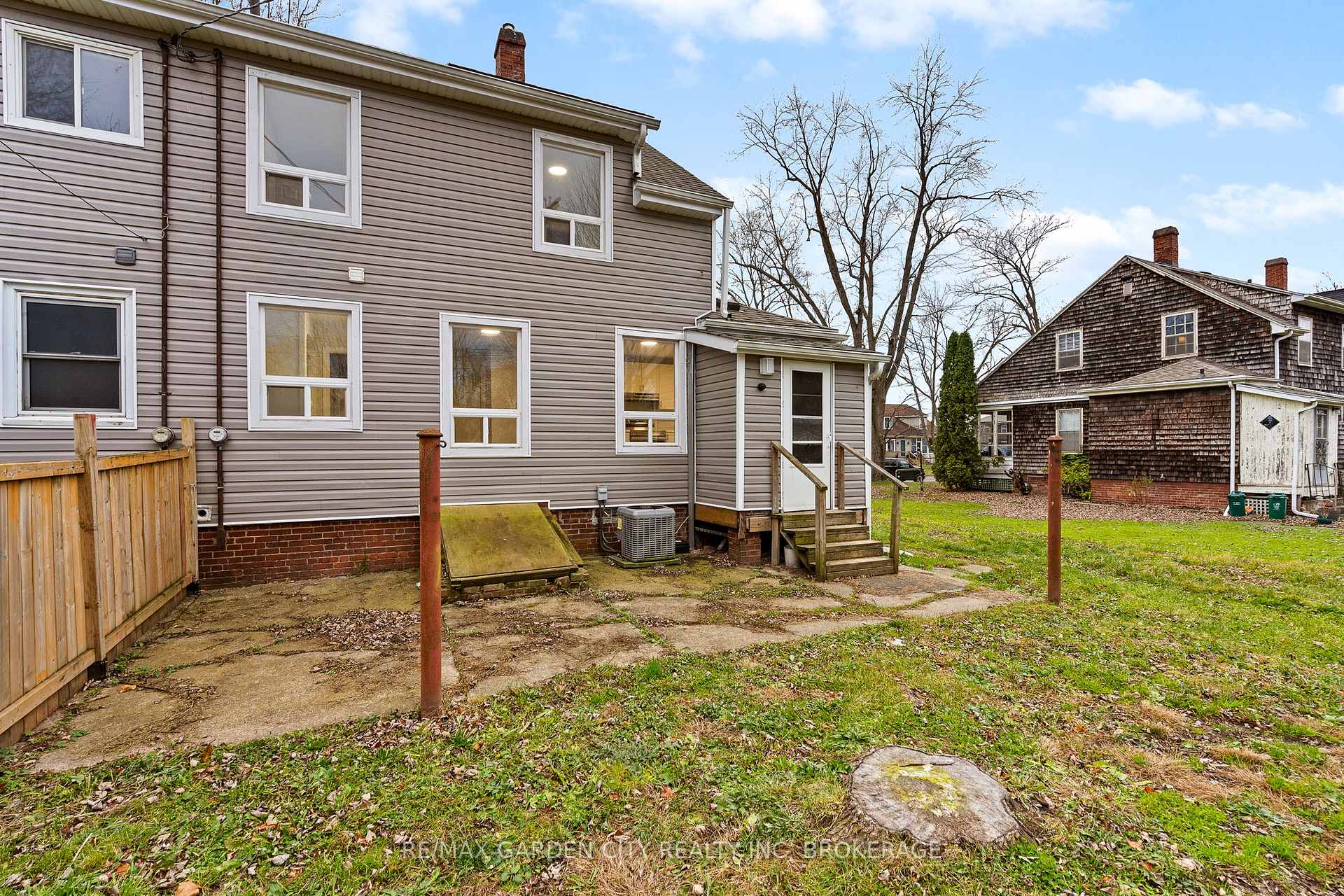 Photo 25 of 88 First Street, Welland, Lincoln/Crowland — HOMEH