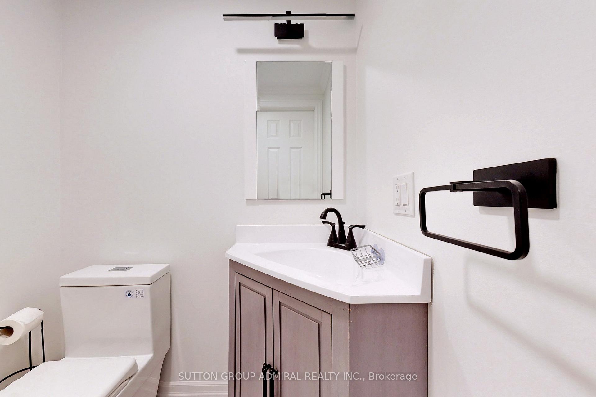 Photo 11 of 16 Opera Place, Vaughan, East Woodbridge — HOMEH