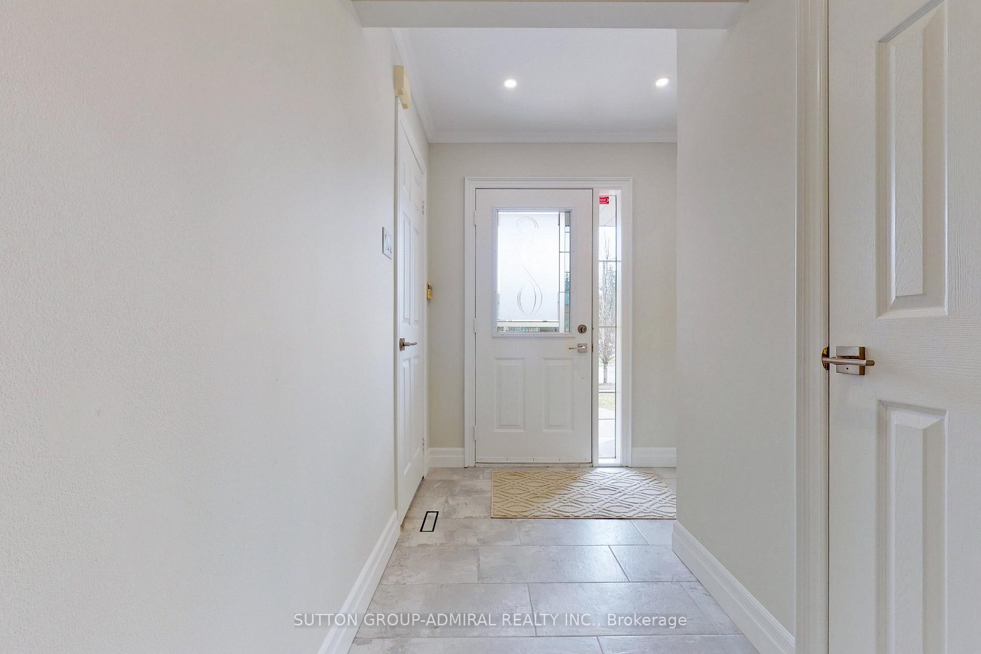 Photo 12 of 16 Opera Place, Vaughan, East Woodbridge — HOMEH