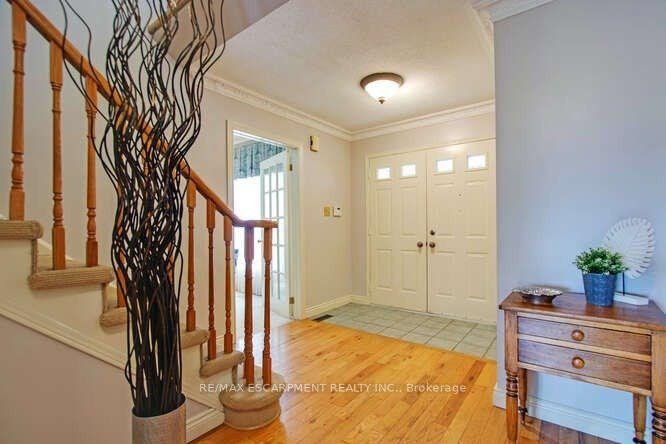 Photo 5 of Unit Upper, 30 Meekings Drive, Ajax, Central West — HOMEH