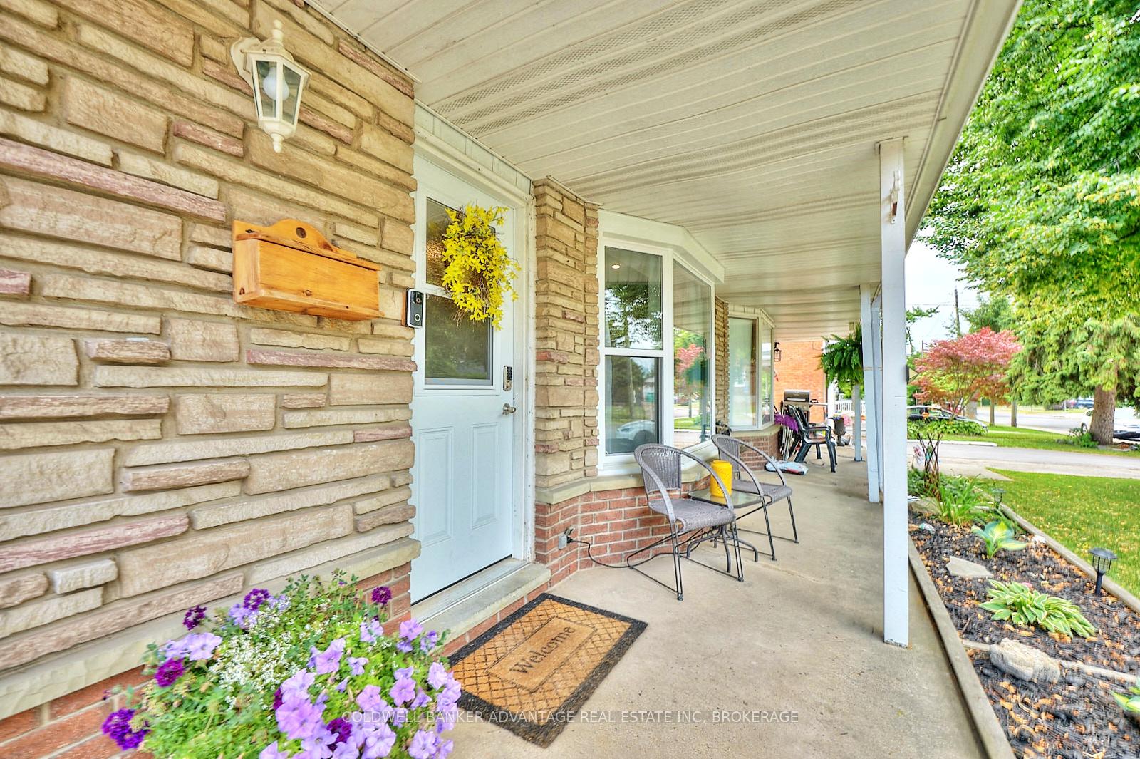 Photo 3 of 130 Aqueduct Street, Welland, Prince Charles — HOMEH