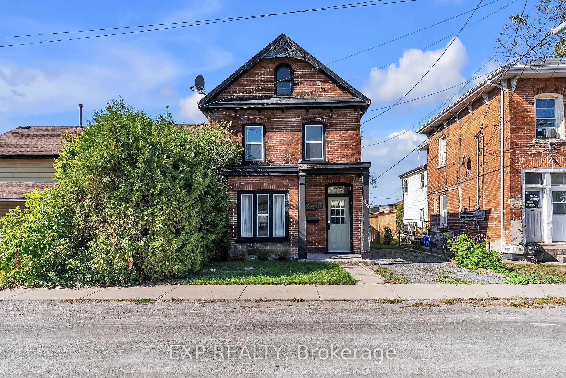 Front of 130 John Street S