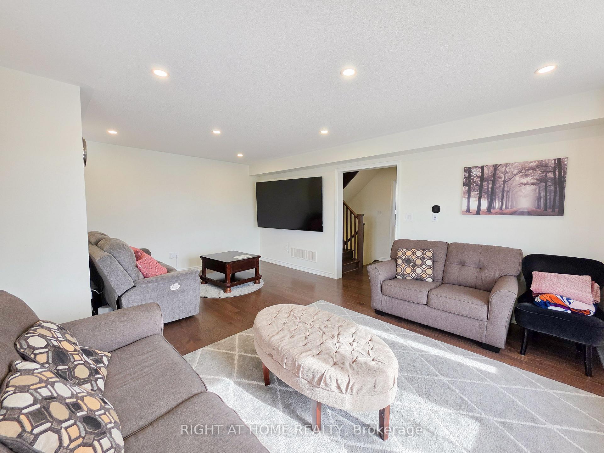 Photo 16 of 83 Whitefish Street, Whitby, Lynde Creek — HOMEH