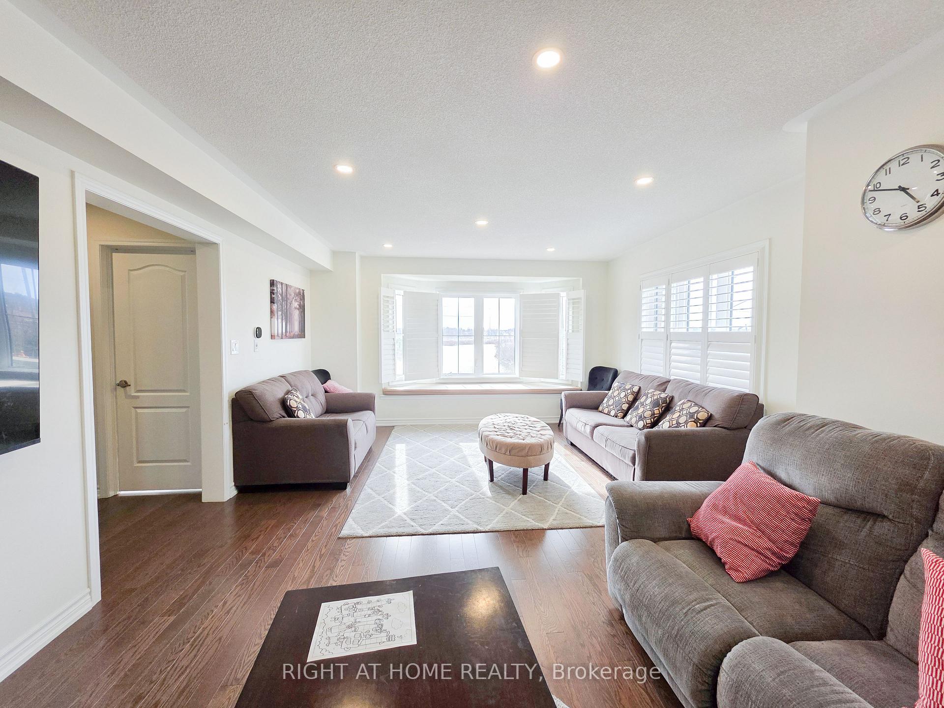 Photo 18 of 83 Whitefish Street, Whitby, Lynde Creek — HOMEH
