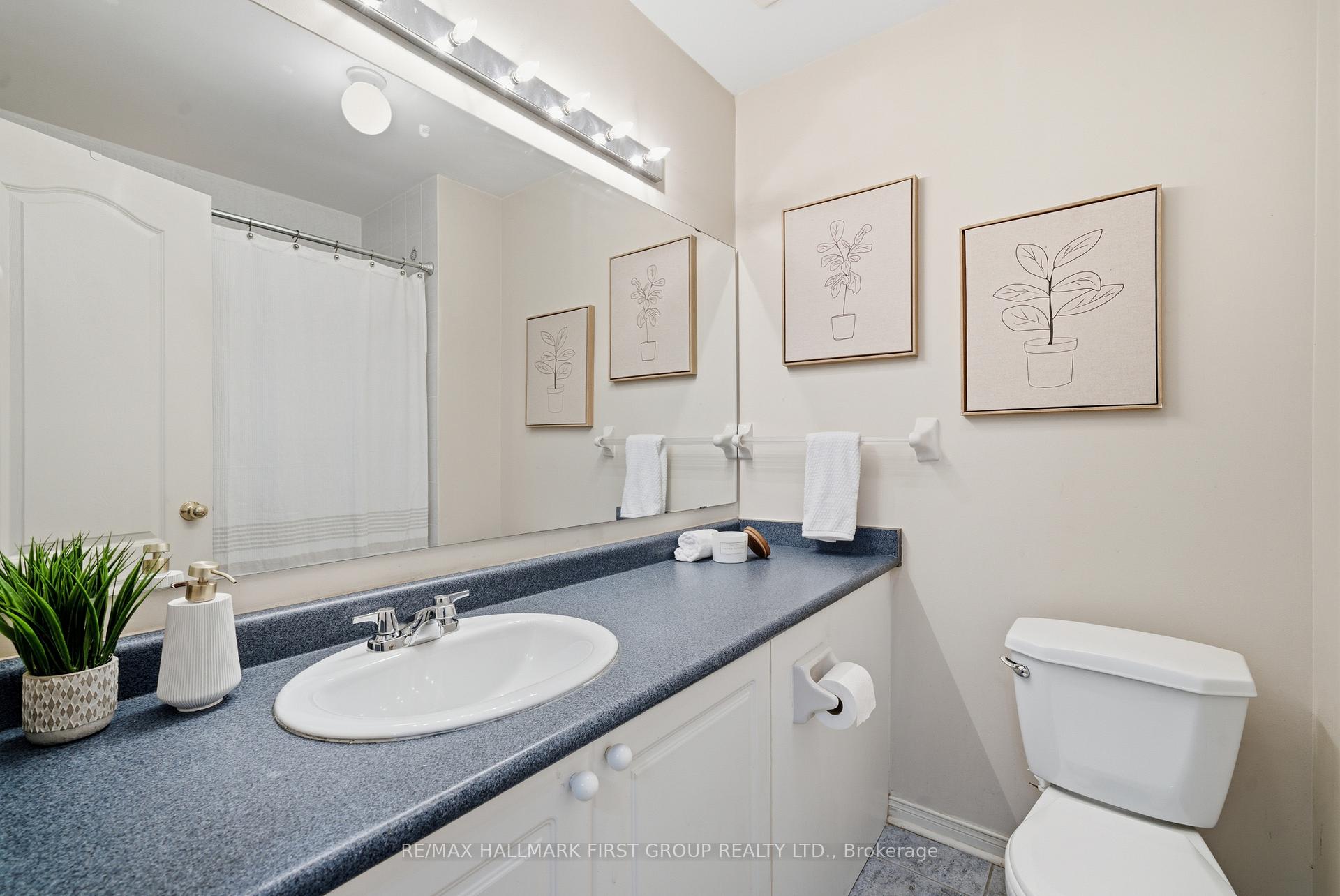 Photo 9 of 47 Telegraph Drive, Whitby, Williamsburg — HOMEH